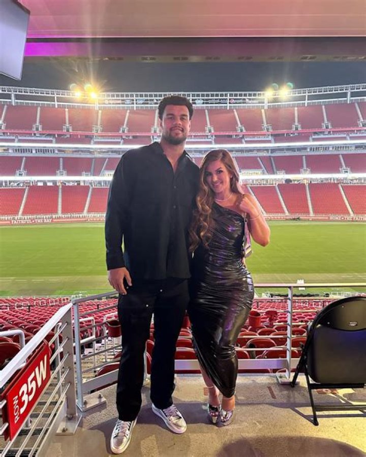 Arik Armstead Wife Melinda Height, Weight, Net Worth, Age, Birthday, Wikipedia, Who, Nationality, Biography