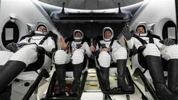 Ben Daon: 10 Facts On Astronauts Actor