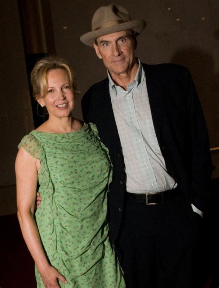 Caroline Smedvig Age, Net Worth, Birthday, Husband, Twins, Wiki, Biography
