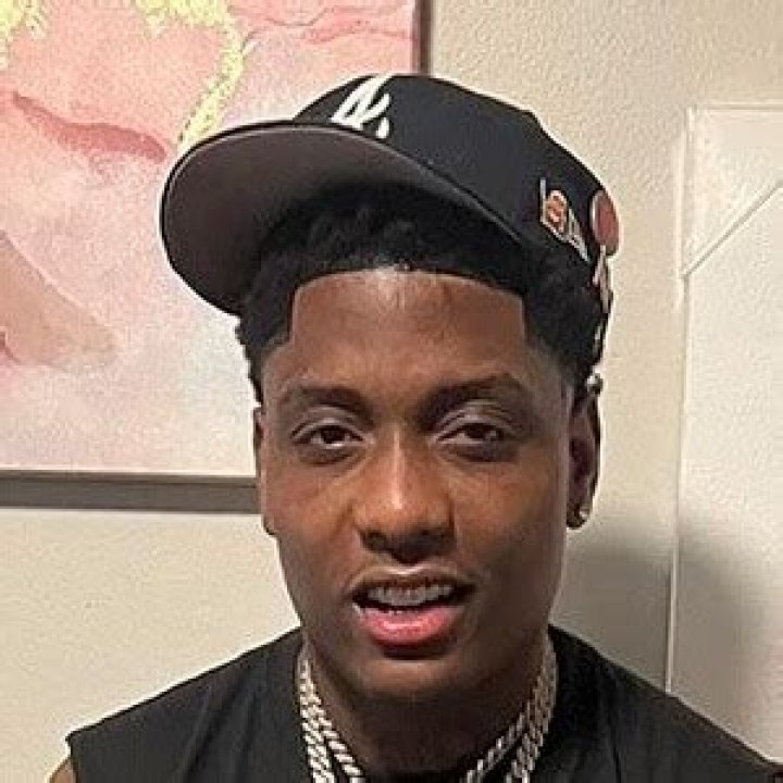 Find Out Everything About The Rapper TLE Cinco