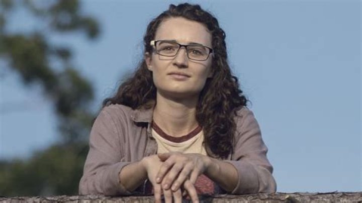 Is Angel Theory Deaf? The Walking Dead Kelly Boy or Girl, Transgender, Age, Wiki