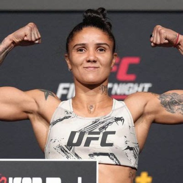 Istela Nunes Family | Is She Related To Amanda Nunes