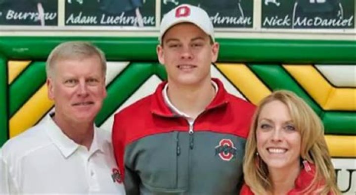 Jamie Burrow | Joe Burrow’s Brother, Restaurant With His Wife