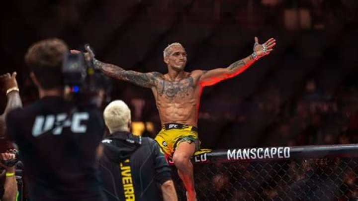 Jessica Andrade Headdress- Is She Native American? Details To Know About The UFC Fighter Family