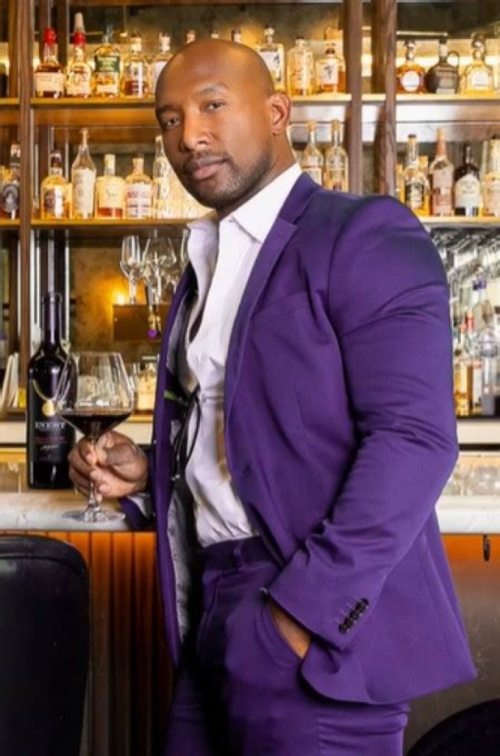 Martell Holt | Net Worth, His Financial Details
