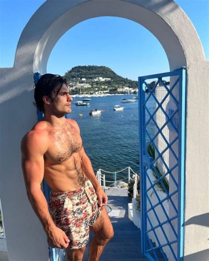 Patrick Droney Height, Weight, Net Worth, Age, Wiki, Who, Instagram, Biography