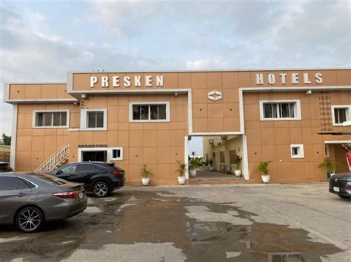 Presken Hotel @ G.R.A, Ikeja, Ikeja, Nigeria