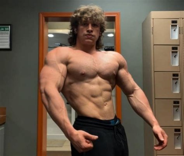 Ryeley Palfi Height: How Tall Is Ryeley Palfi?