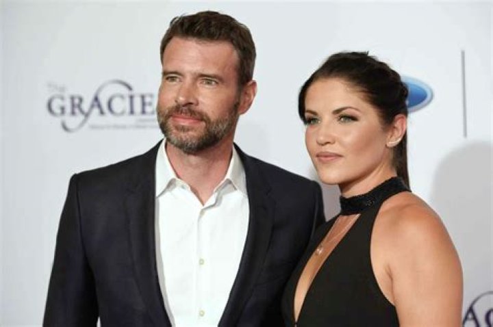 Scott Foley- Wiki, Height, Net Worth, Relationship, Career
