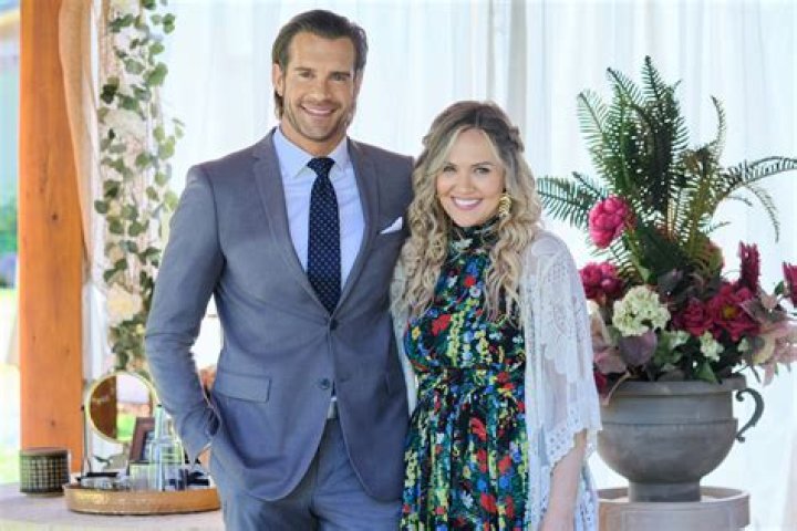 Who Is Keith Dinicol Wife Emma? ‘Chesapeake Shores’ Actor Dies At 69 -Details To Know