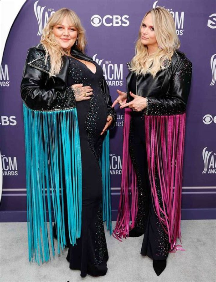 Why Fans Think Miranda Lambert Is Pregnant After The CMT Awards?